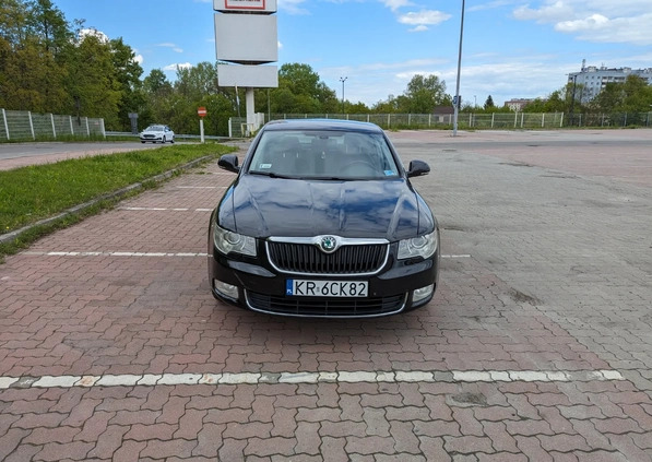 Skoda Superb cena 32000 przebieg: 249764, rok produkcji 2009 z Kraków małe 154
